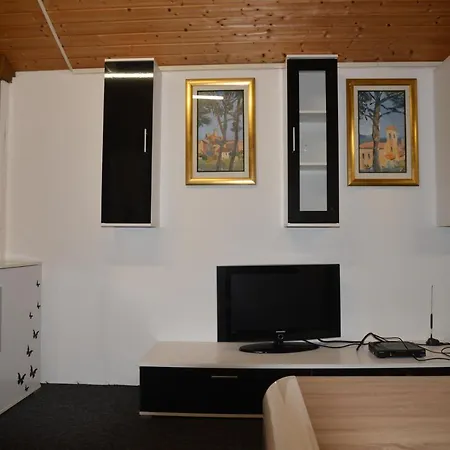 Affittacamere Gaestehaus Kevin Schult 3*